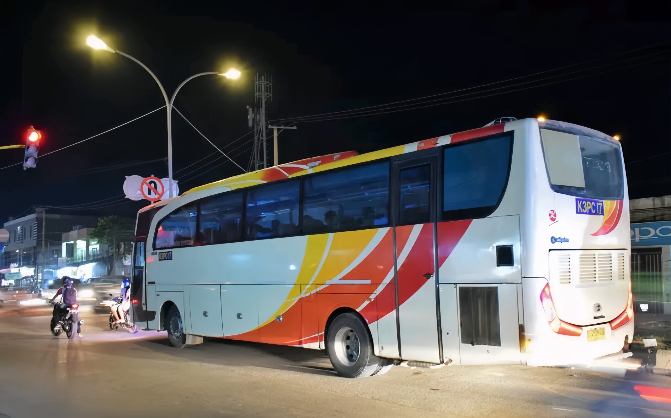 Bus Karyawan Dialihkan, Dishub Kutim Atur Lalu Lintas Pasar Takjil Sangatta Lama