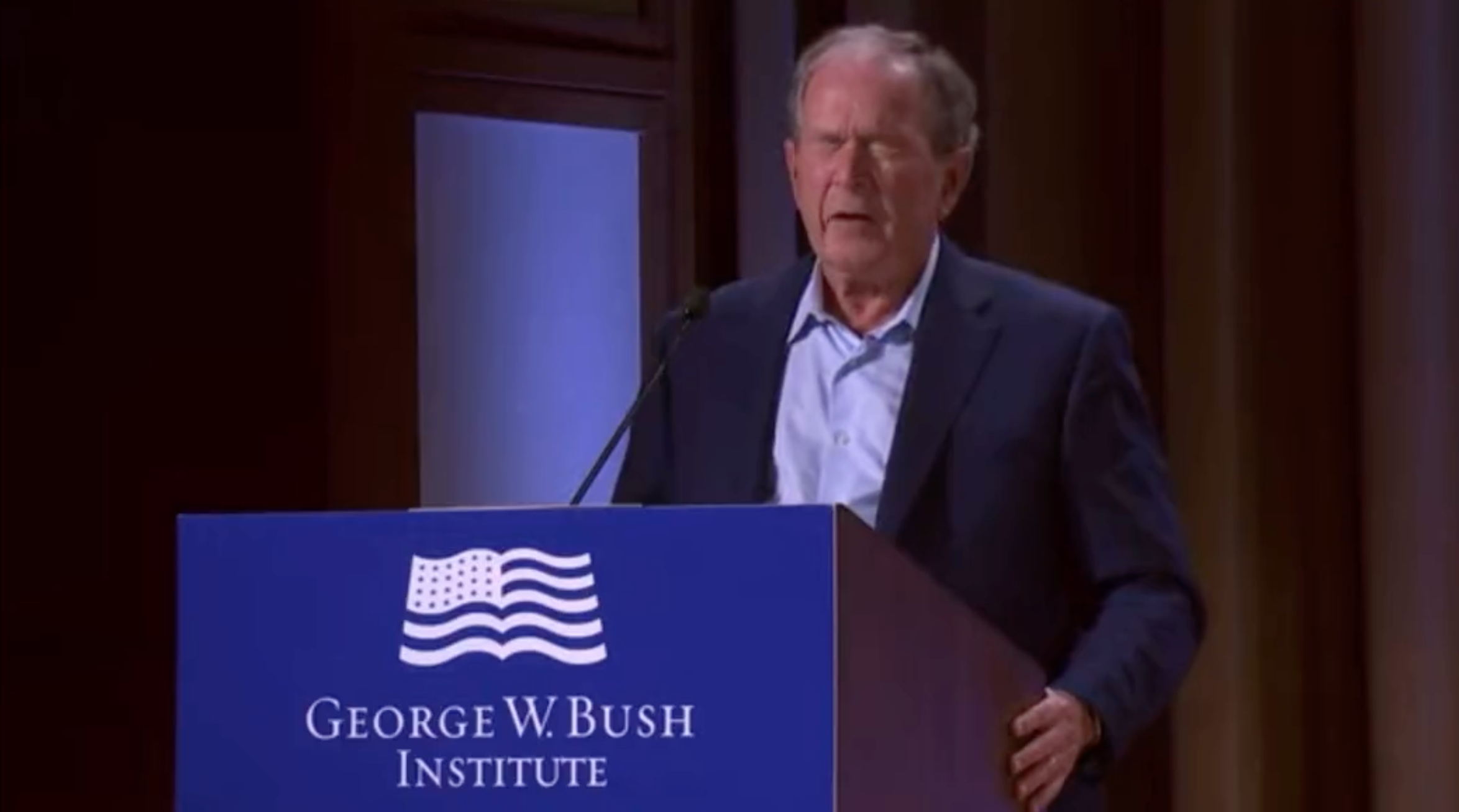 George W. Bush Selip Lidah, Sebut Invasi AS ke Irak 'Brutal dan Tidak Beralasan'