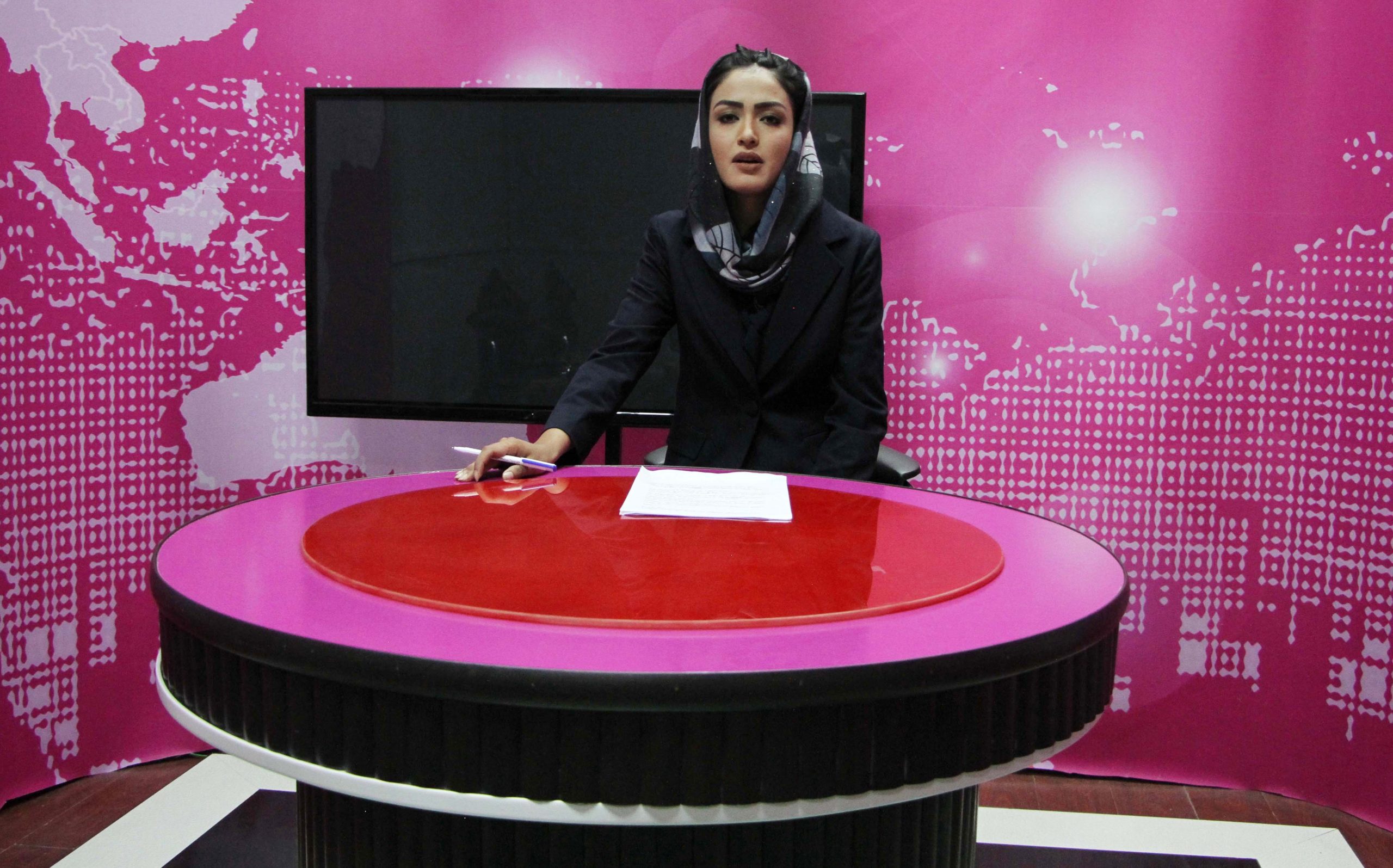 Taliban Bikin Aturan Baru, Presenter TV Perempuan Wajib Tutup Wajah Saat Siaran