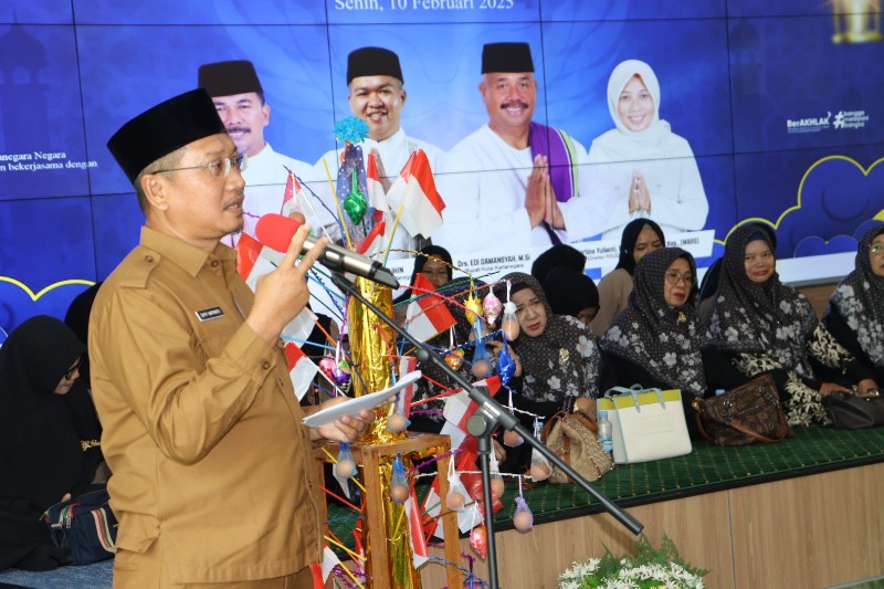 Hikmah Isra Mi'raj Hadirkan Ustadz Al Hafidz