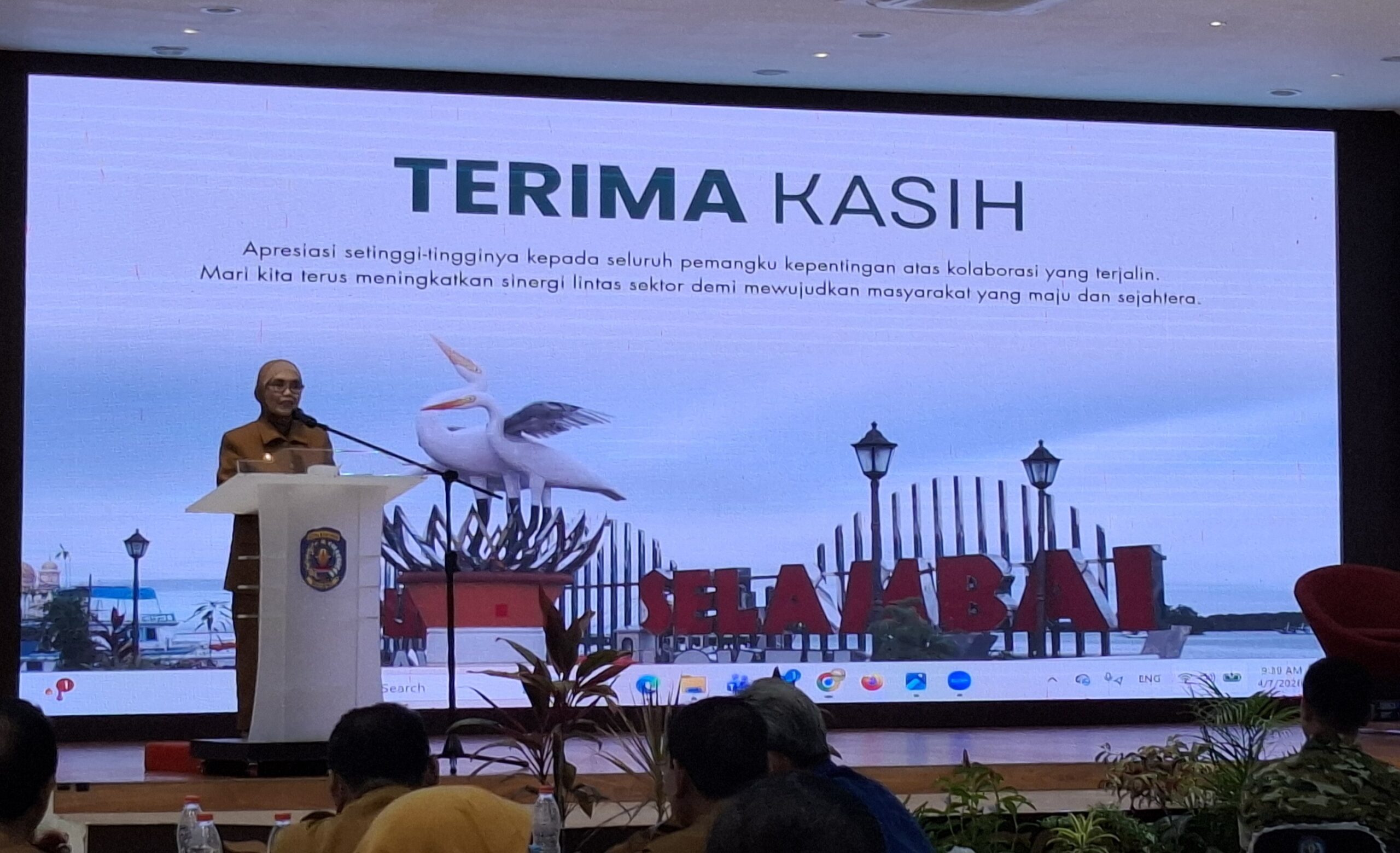 Pemkot Bontang Kembali Anggarkan Rp10 Miliar untuk Beasiswa UKT, Neni Dorong Sinergi Program Gratis Pol