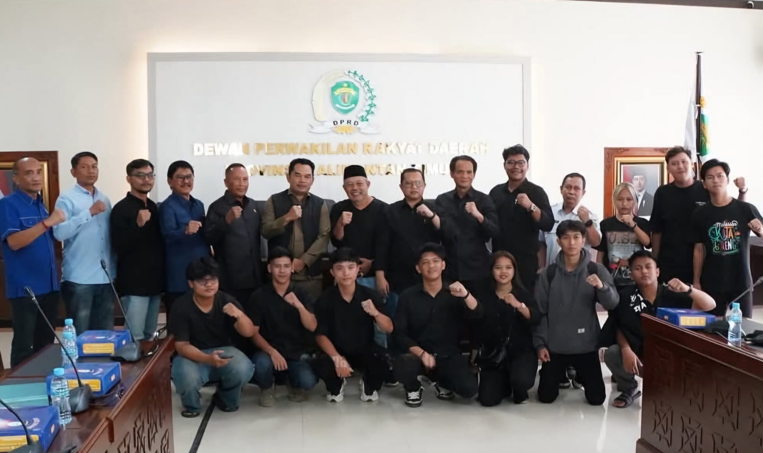Aksi Warga Mahakam Ulu di DPRD Kaltim: Desak Pemerataan Pembangunan dan Perhatian Serius dari Pemerintah