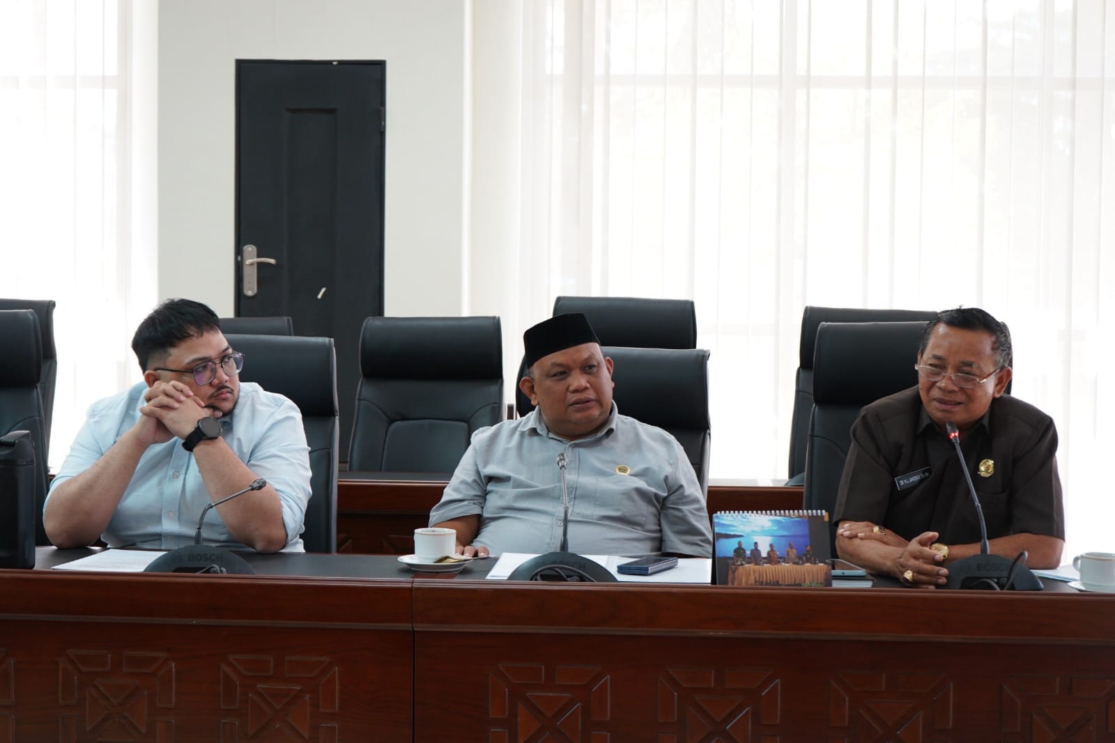 Bapemperda DPRD Kaltim Bahas Tiga Ranperda Strategis, Fokus pada Reformasi BUMD dan Perlindungan Lingkungan