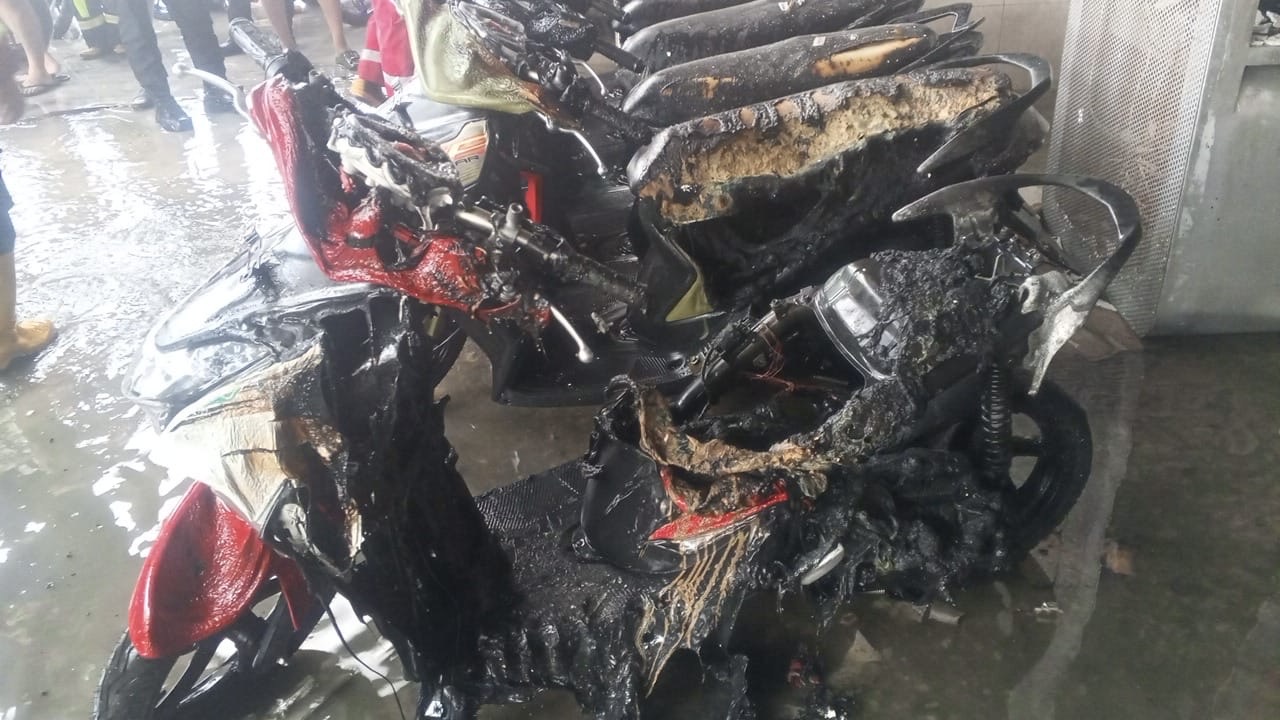 Puluhan Motor Terbakar di Dealer Yamaha Samarinda