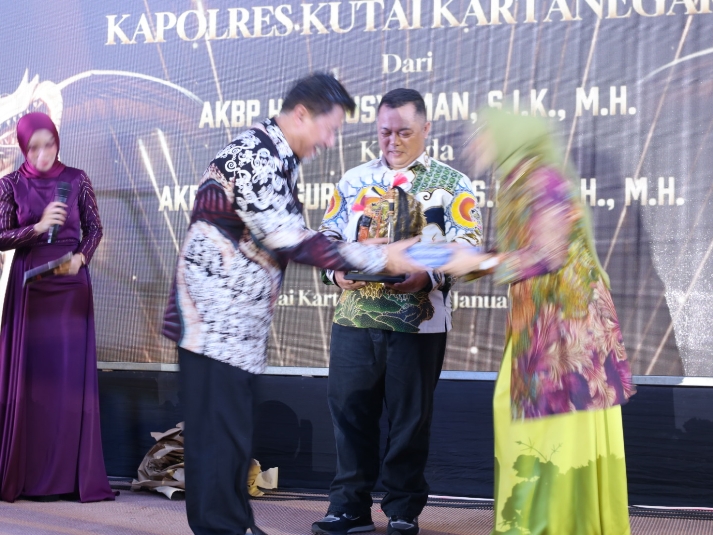 Malam Pisah Sambut Kapolres Kukar Jadi Momentum