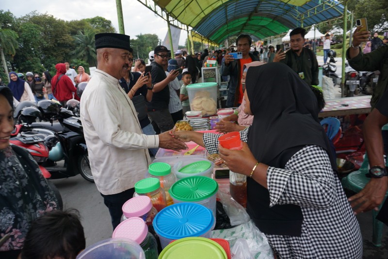 Lorong Pasar Ramadhan Tenggarong Jadi Momentum