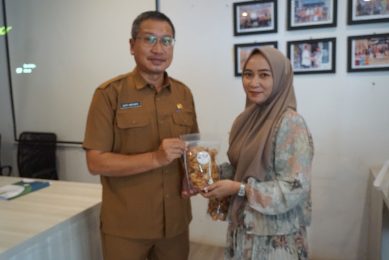 34 UMKM Kukar Telah Menerima Sertifikat Halal