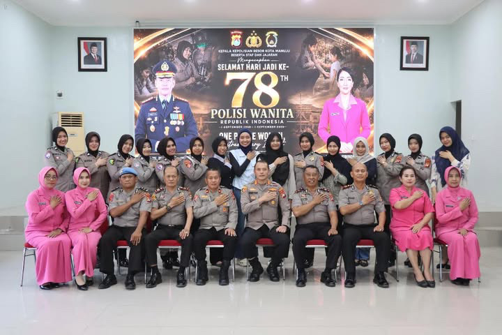 HUT Polwan ke-78, Kapolresta Mamuju Ajak Polwan Semakin Solid dan Profesional