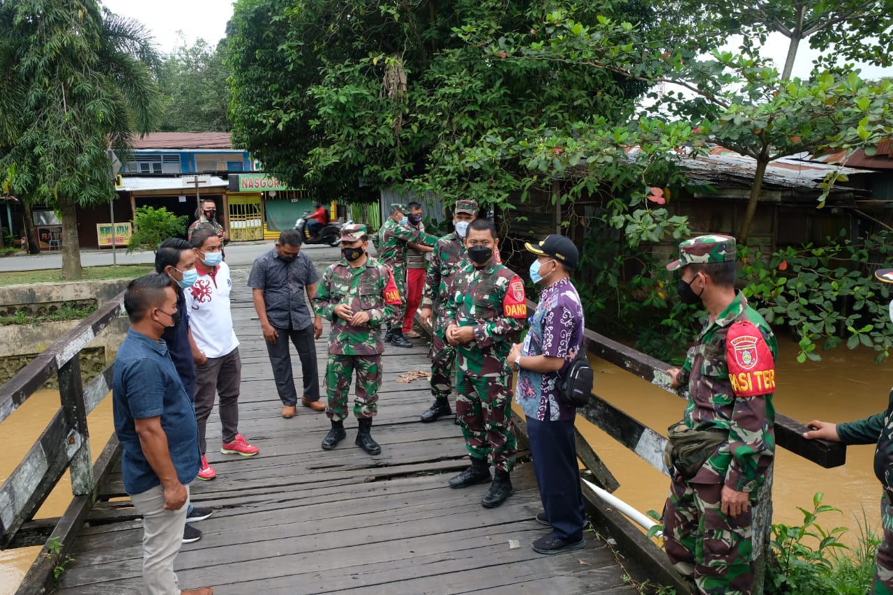 Dandim Tinjau Lokasi Pembangunan Turap Sungai Bontang dan Selamatan Pra TMMD