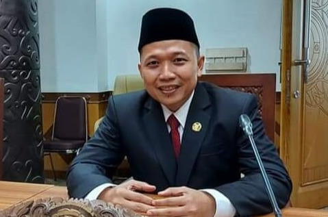 Deni Minta Disnaker Data Tenaga Kerja Asing
