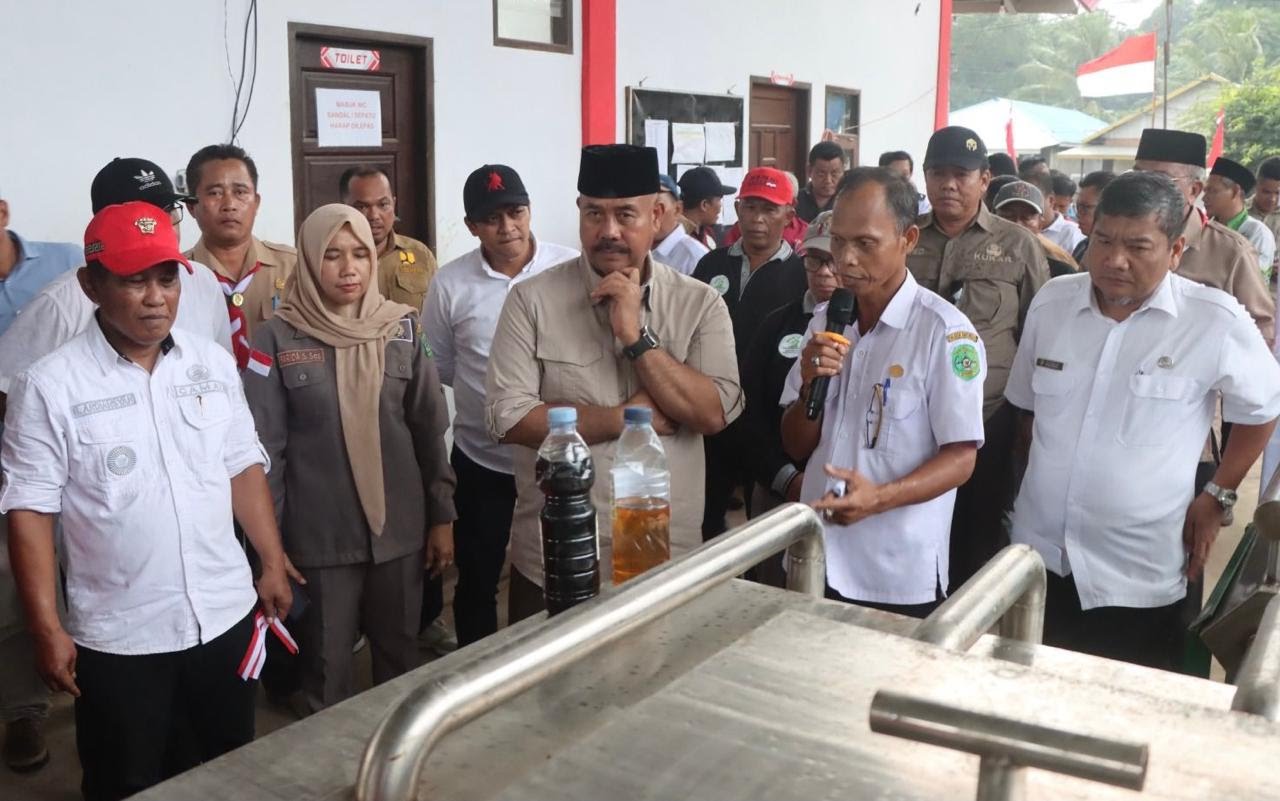 Ketua Sementara DPRD Kukar Hadiri Peresmian TPS Berbasis 3R di Loa Kulu dan Loa Tebu