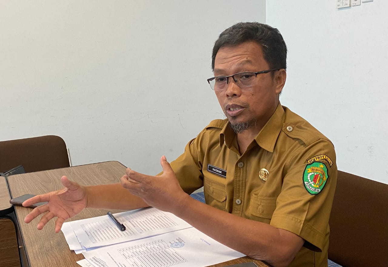 Dispora Salurkan Bantuan Laptop di 8 Kabupaten/Kota di Kaltim