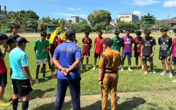 Monitoring Latihan Sepak Bola, Dispora Kaltim Sebut Tim Makin Solid