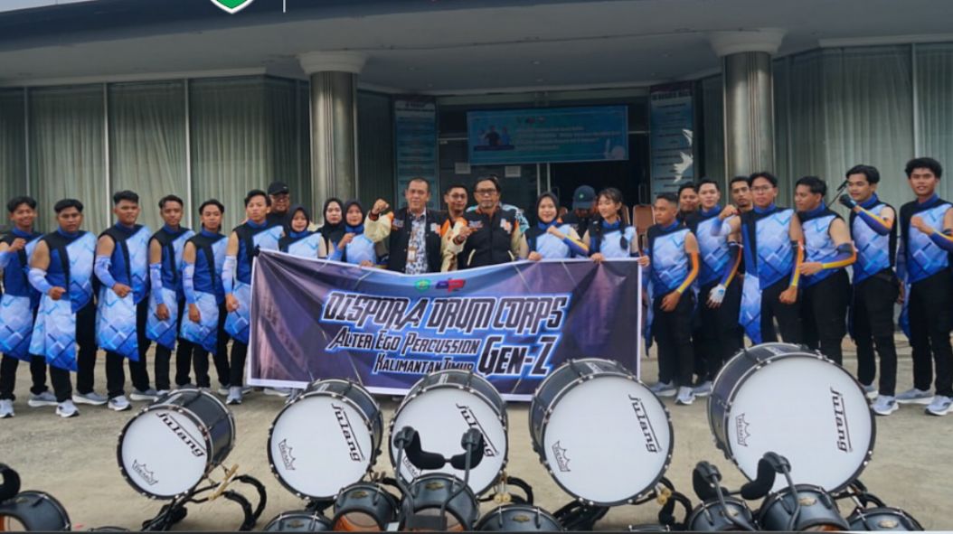 Dispora Kaltim Lepas Tim Drumband Menuju Kejuaraan di Piala Raja Hamengku Buwono X