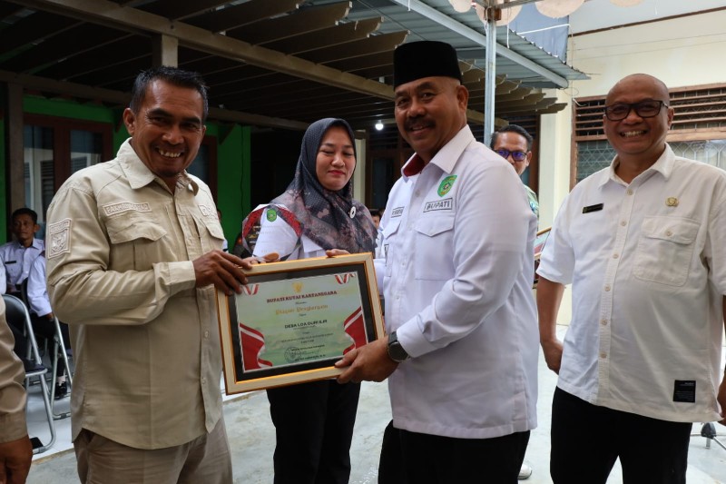Dokumen Kepemilikan Tanah ke Pemerintah untuk Taman Kota Diserahkan Bupati Kukar