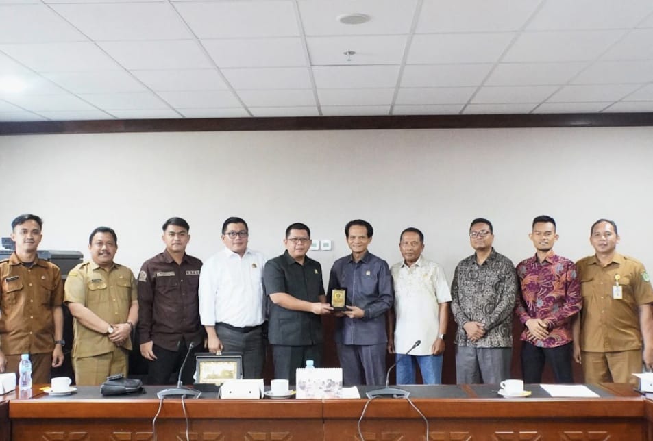 BK DPRD Kaltim Terima Kunjungan Kerja BK DPRD Kabupaten Sukabumi, Perkuat Sinergitas