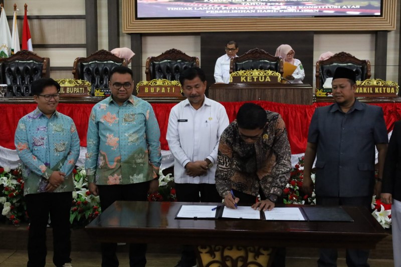 Edi Damansyah Jadi Mantan Bupati Membanggakan di Kukar