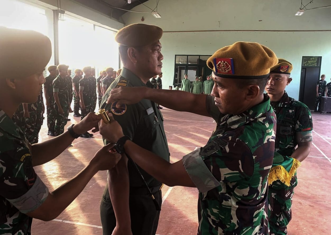 Danyon Arhanud 7/ABC Lepas Perwira Terbaik, Lettu Arh Suhendri Siap Emban Amanah Baru di Kodim Kutim