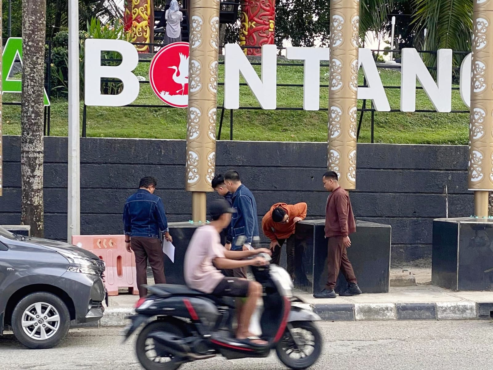 Kejaksaan Bontang Selidiki Proyek Tugu Selamat Datang