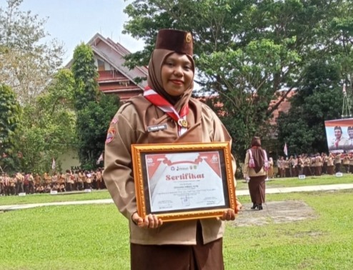 Guru MI di Luwu Utara Ini Bikin Bangga, Raih Juara Pembina Pramuka Terbaik