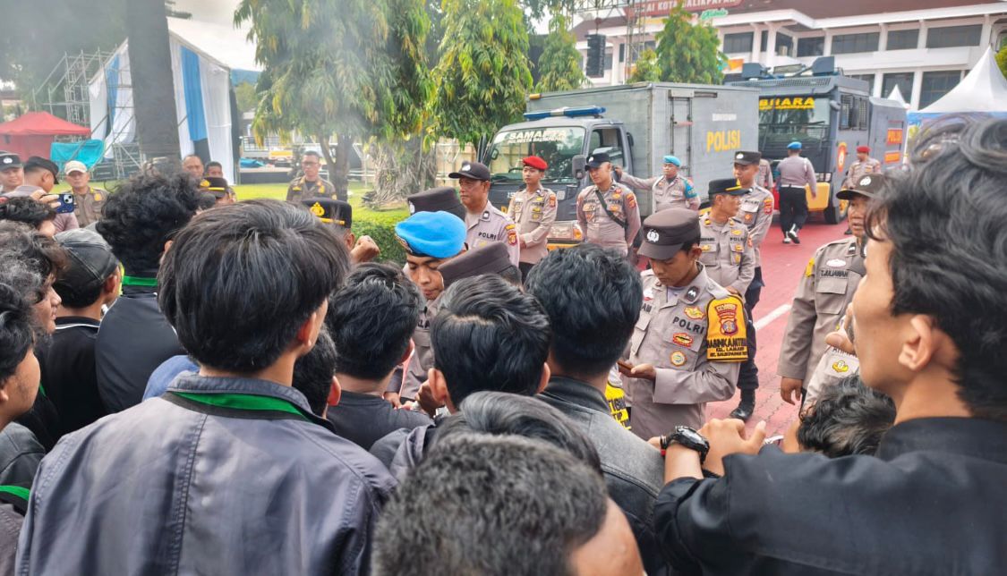 Pemkot Balikpapan Didemo Mahasiswa, Sampaikan Sejumlah Tuntutan