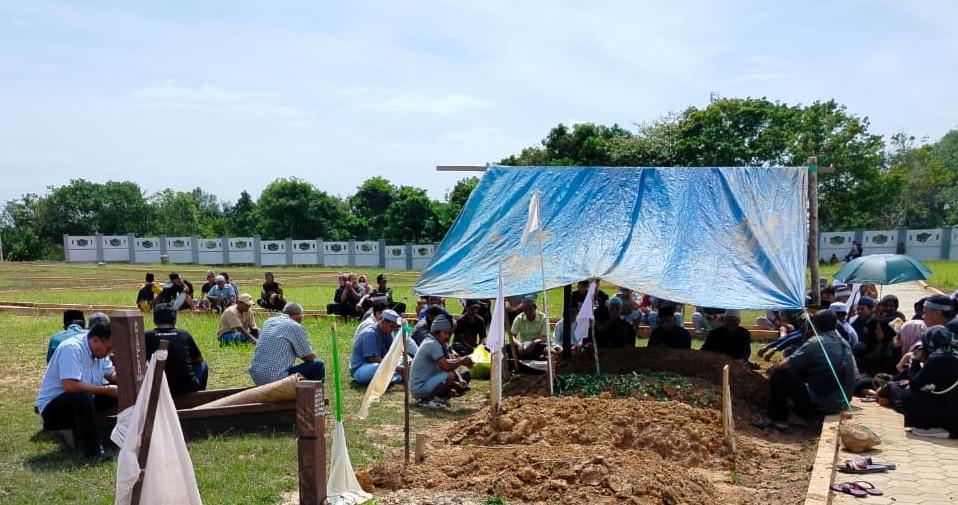 Janji Fasilitas Belum Terwujud, TPU Sangatta Indah Minim Sarana Saat Warga Berduka  ?