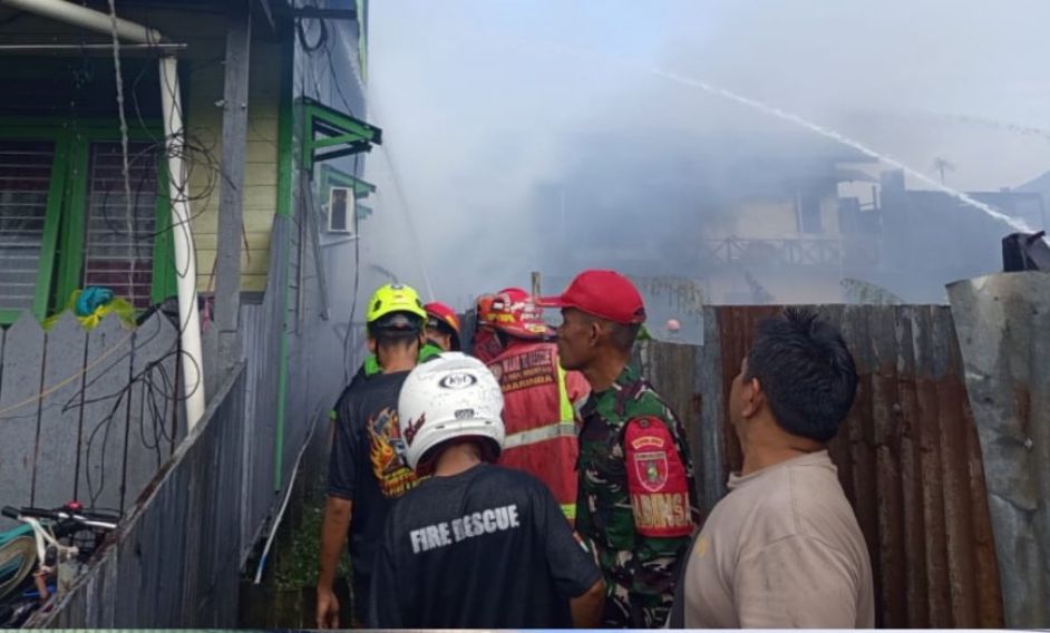 Api Hanguskan 6 Bangunan di Lambung Mangkurat Kota Samarinda