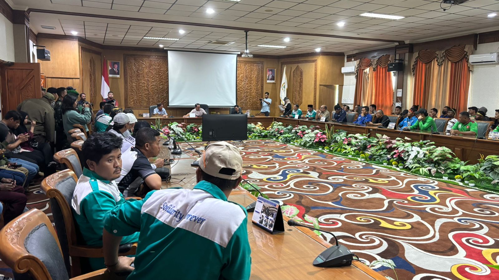 ?Ratusan Buruh Kutim Aksi May Day, Soroti PHK Sepihak dan Tuntut Prioritas Tenaga Kerja Lokal