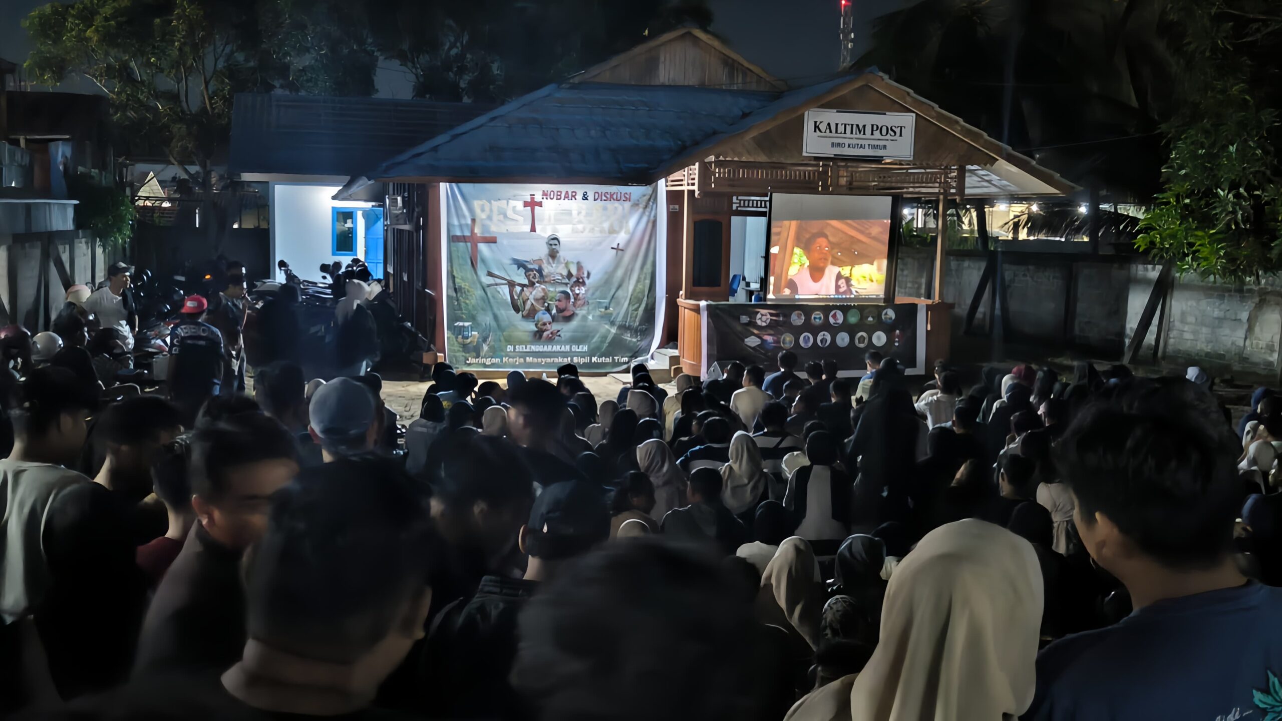 Warga Kutim Ramai Hadiri Nobar Film �Pesta Babi�, Isu Lingkungan dan Ruang Hidup Jadi Sorotan ?