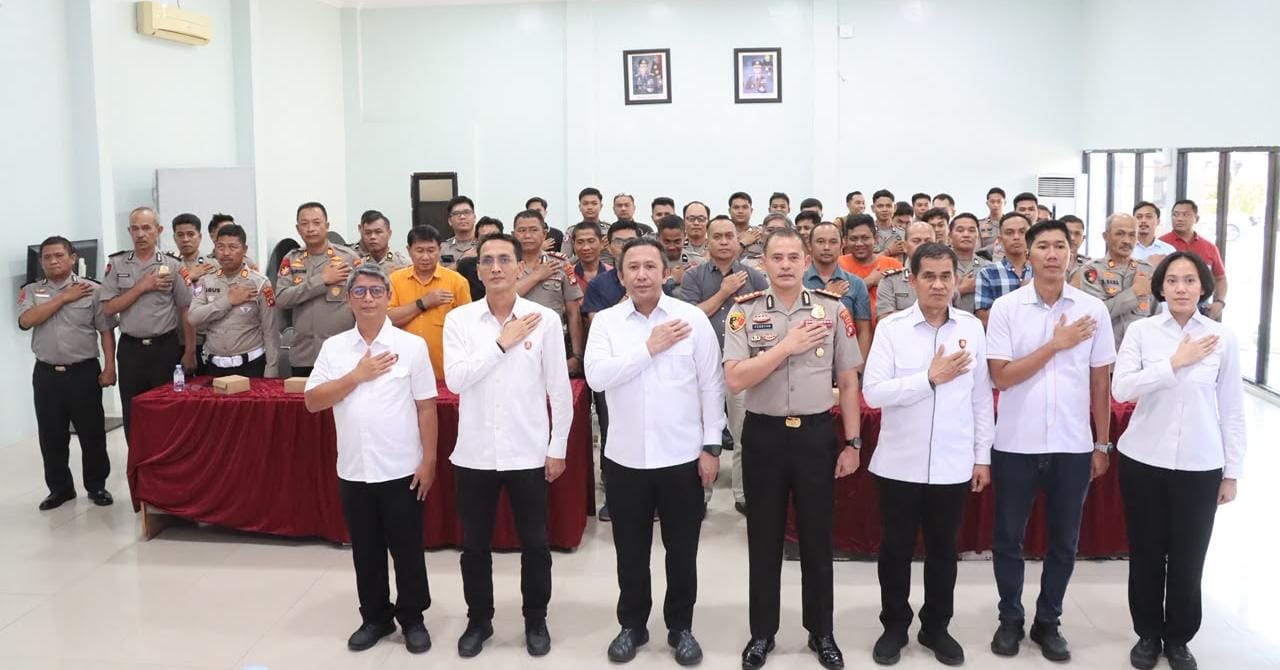 Polresta Mamuju Terima Kunjungan Tim Divkum Mabes Polri, Sosialisasikan HAM dan Penilaian Kepatuhan Prosedur