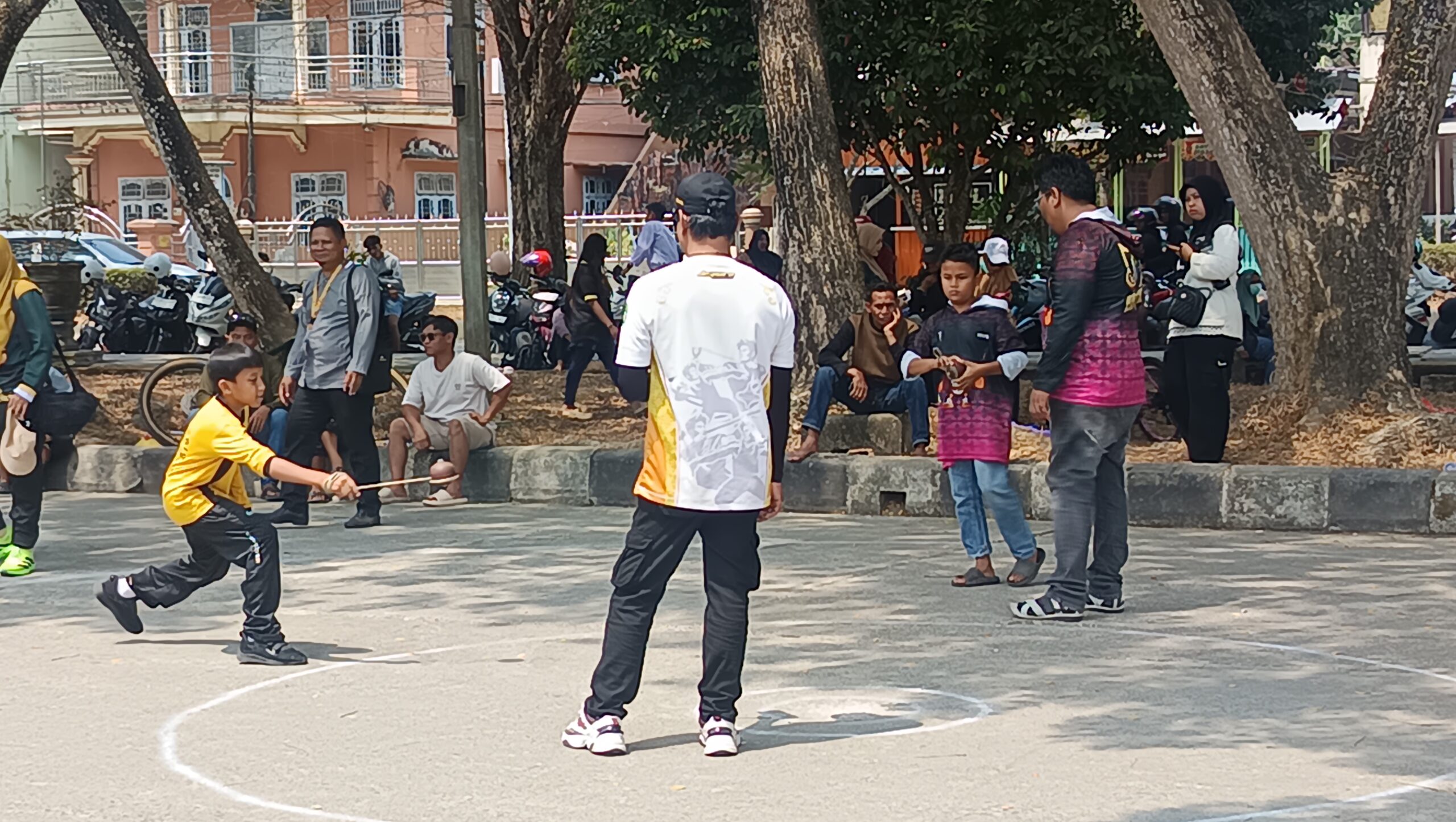 Festival Olahraga Tradisional Erau 2026 Diikuti Ratusan Peserta dari Tiga Provinsi