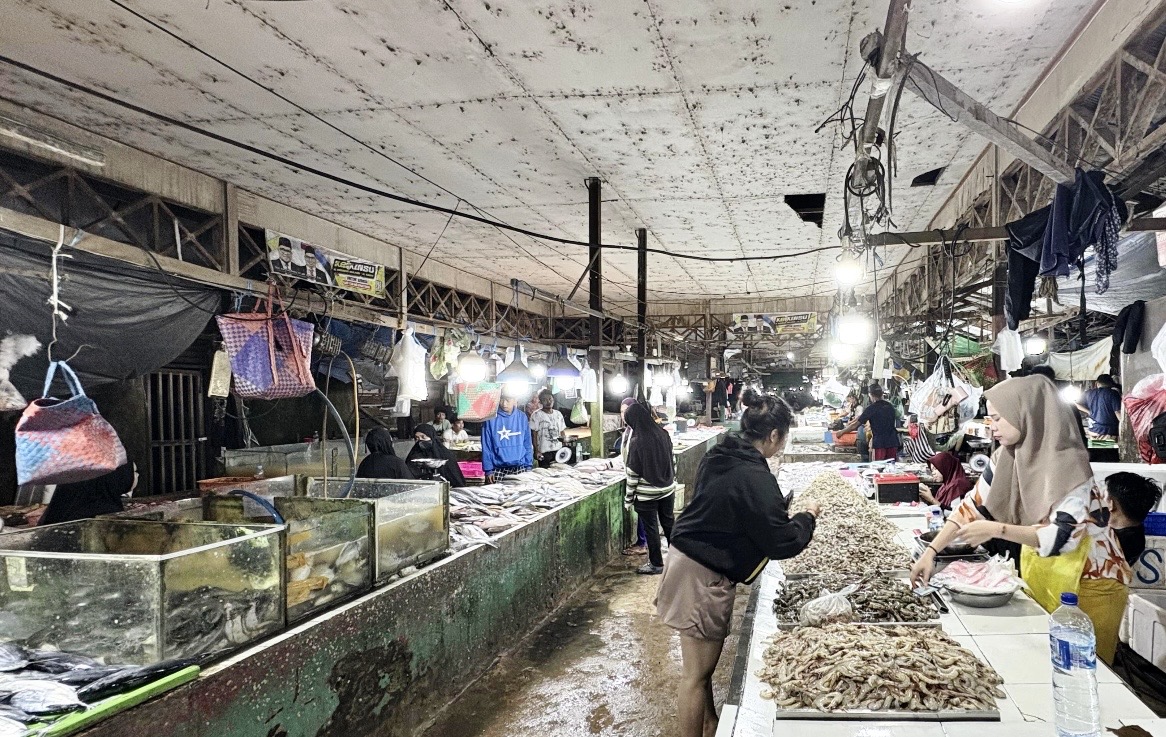 Pasar Sangatta Selatan Masih Sepi, Pedagang Keluhkan Daya Beli