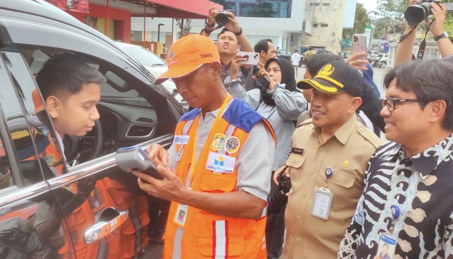 Uji Coba Parkir Non-Tunai di Kota Balikpapan