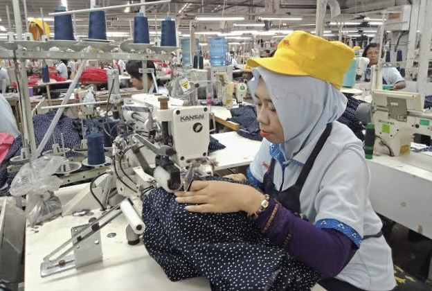 Tekstil dan Garmen Terpukul Akibat Donald Trump, Indonesia Tawar Balik dengan Impor Energi