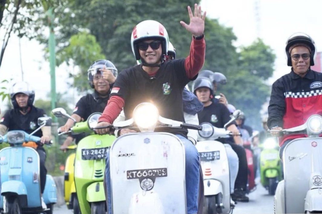 Ratusan Vespa Serbu Samarinda, Wagub Kaltim Ikut Ngebut Bareng Scooterist di WBSK XXXV