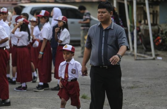 Disdik Bontang Minta Ayah Antar Anak di Hari Pertama Sekolah, Ini Alasannya!