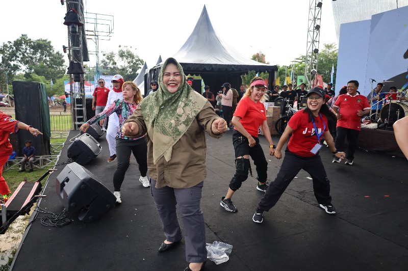 Jalan Sehat Kukar Jarak Tempuh Capai 1 Km