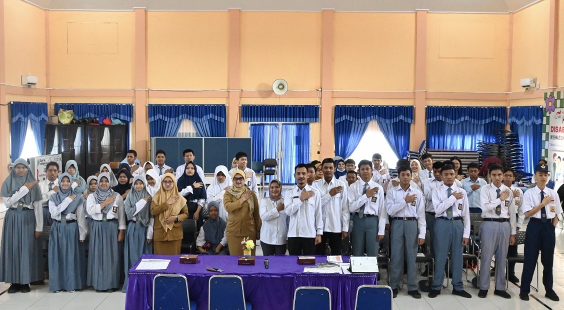 KPU Kota Bontang Bekali Pemilih Pemula Penyandang Disabilitas Lewat Simulasi