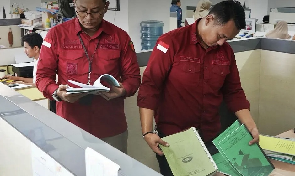 Dugaan Korupsi Pertambangan, Kejati Kaltara Geledah 5 Kantor, Sita Sejumlah Dokumen
