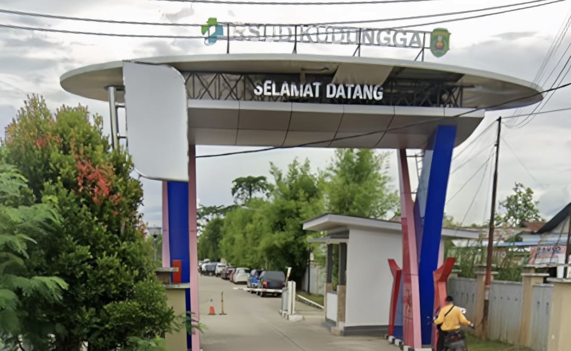 Retribusi Parkir RSUD Kudungga Dipertanyakan, HMI Sangatta Soroti Keadilan Tarif bagi Driver Ojol