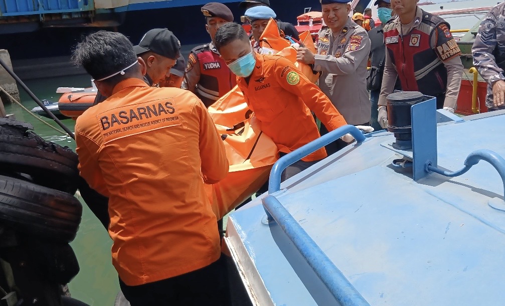Tim SAR Temukan Mayat Terapung di Perairan Teluk Adang Kabupaten Paser