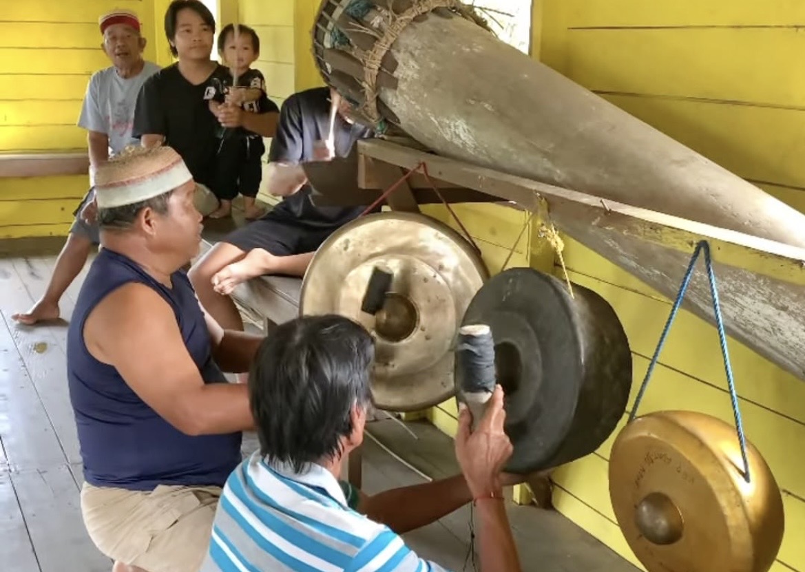 Gong Sakral Dibunyikan, Lom Plai Muara Wahau Resmi Dimulai di Tengah Keterbatasan