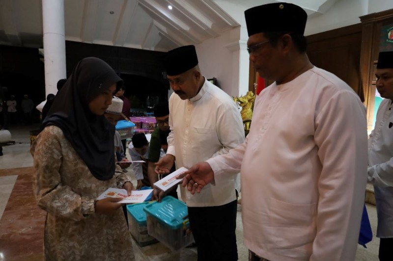 Penyerahan Santunan Anak Yatim Piatu Kukar