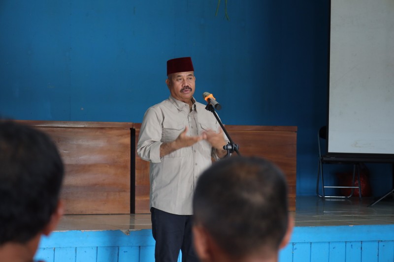 Penyerahan Bendera Pataka Saat Pelantikan KTNA
