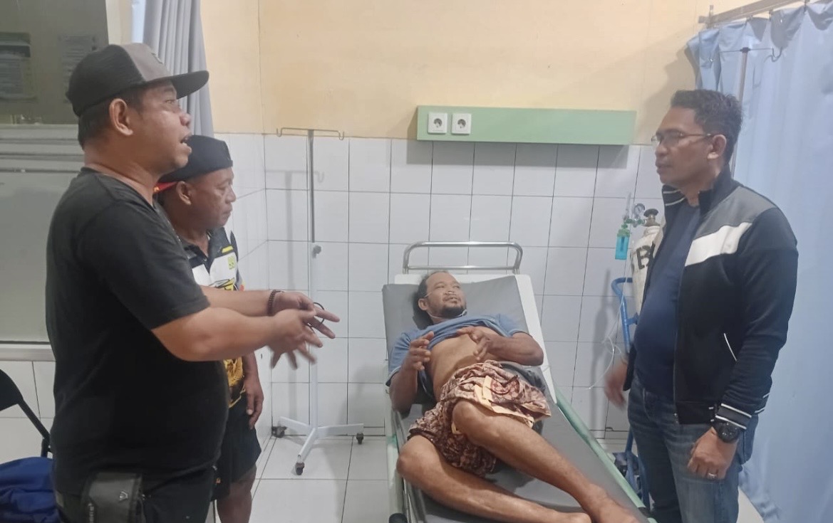 Tiga Warga Sepaso Selatan Kutim Tersambar Petir Saat Berteduh, Polisi Lakukan Evakuasi Cepat