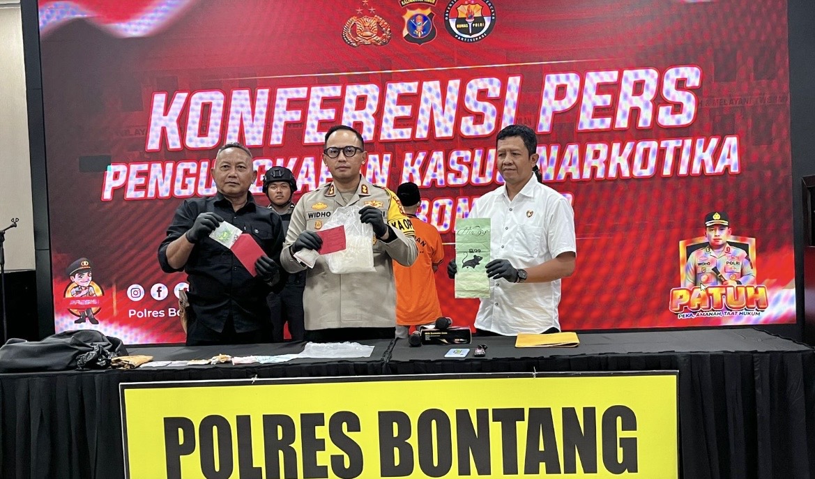 Polres Bontang Tangkap Kurir Sabu 1 Kg, Tersangka Mengaku Diupah Rp10 Juta