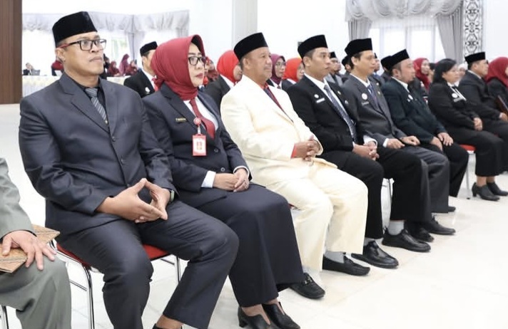 4 Kepala Dinas Dilantik, Wali Kota Neni Moerniaeni Sampaikan Pesan Khusus