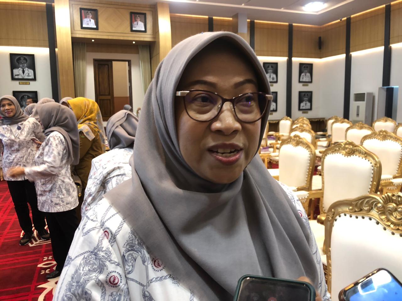 Puji Respon Pelarangan Hijab Siswi Sekolah yang Magang
