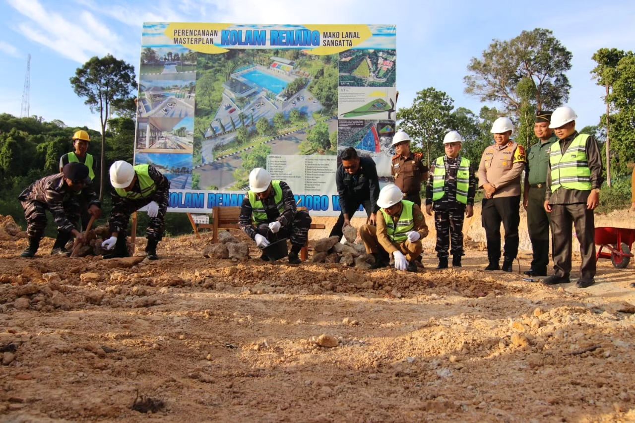 Joni Apresiasi Kolam Renang Tirta Morowira yang Dibangun Lanal Sangatta, Berstandar Internasional