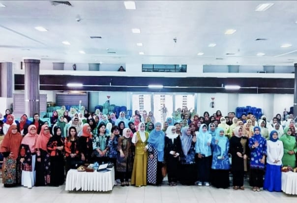 DPPPA Kutim Gelar Seminar Pendidikan Politik untuk Peningkatan Peran Perempuan